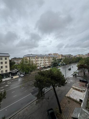 Satılır 3 otaqlı köhnə tikili 80 m², 28 May m., photo 12 from 15
