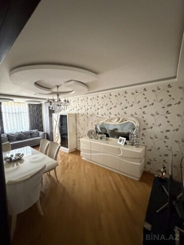 Satılır 3 otaqlı köhnə tikili 85 m², Nəsimi m., photo 1 from 12