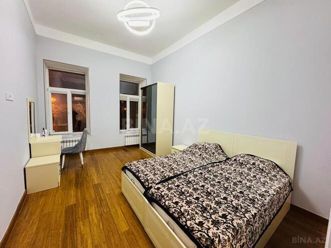İcarəyə verilir 2 otaqlı köhnə tikili 85 m², Sahil m., photo 8 from 12