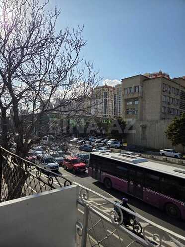 Satılır 2 otaqlı köhnə tikili 40 m², 28 May m., photo 10 from 12