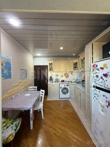 Satılır 2 otaqlı köhnə tikili 52 m², İnşaatçılar m., photo 8 from 14