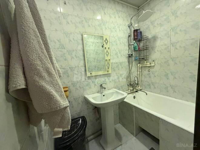 Satılır 2 otaqlı köhnə tikili 52 m², İnşaatçılar m., photo 13 from 14