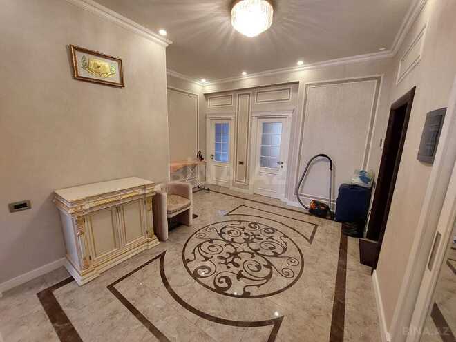 Сдаётся 3-комн. новостройка 125 м², м. Низами, photo 23 from 30