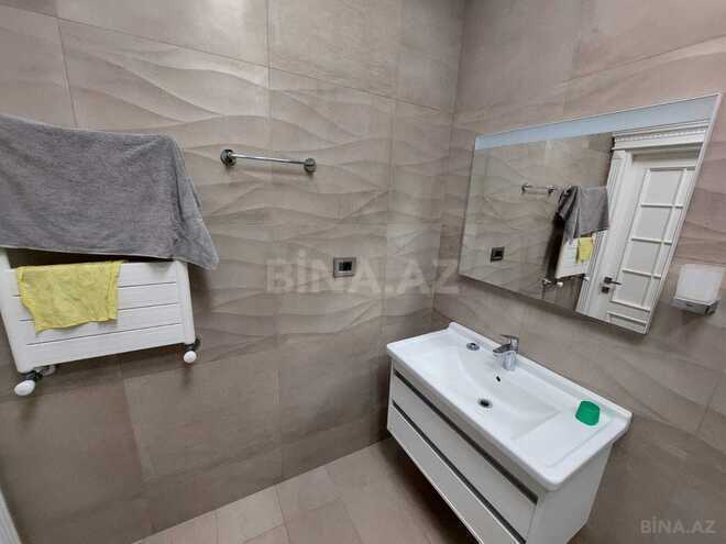 Сдаётся 3-комн. новостройка 125 м², м. Низами, photo 25 from 30
