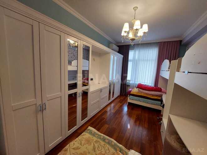 Сдаётся 3-комн. новостройка 125 м², м. Низами, photo 15 from 30
