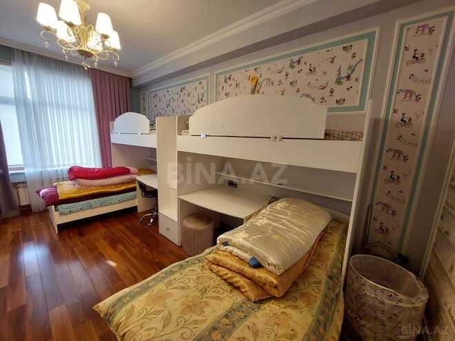 Сдаётся 3-комн. новостройка 125 м², м. Низами, photo 12 from 30