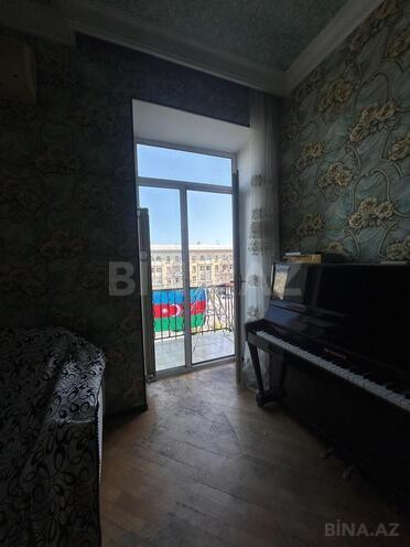 Продаётся 3-комн. вторичка 80 м², м. Нариман Нариманов, photo 7 from 18