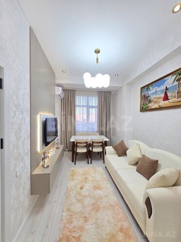 Сдаётся 2-комн. новостройка 40 м², м. Кара Караев, photo 1 from 10
