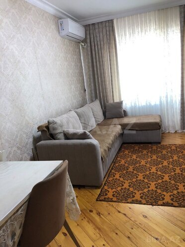 Satılır 2 otaqlı köhnə tikili 65 m², Xətai r., photo 1 from 16