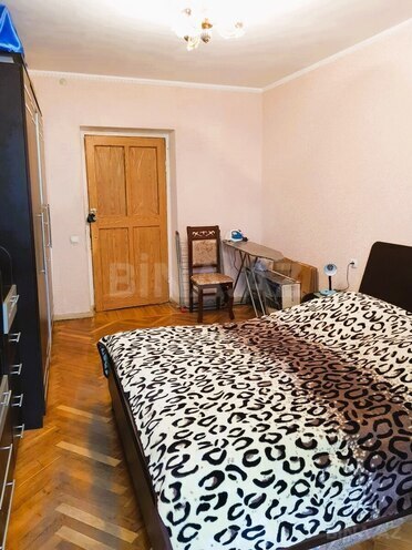 Satılır 3 otaqlı köhnə tikili 65 m², 28 May m., photo 14 from 17