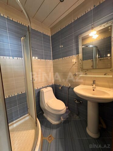 Сдаётся 3-комн. новостройка 140 м², м. Низами, photo 22 from 23