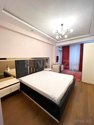 Сдаётся 3-комн. новостройка 140 м², м. Иншаатчылар, photo 8 from 19