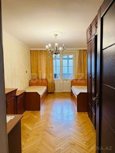 Satılır 3 otaqlı köhnə tikili 75 m², Elmlər Akademiyası m., photo 4 from 14
