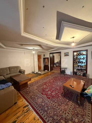 Продаётся 3-комн. вторичка 120 м², м. Нариман Нариманов, photo 1 from 17