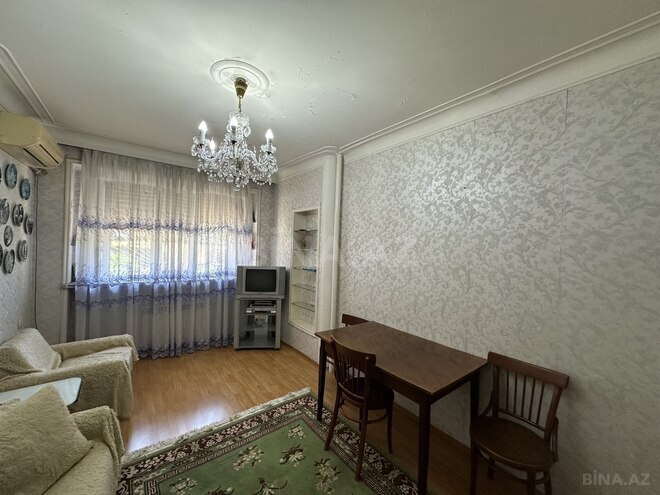 Satılır 2 otaqlı köhnə tikili 65 m², Əhmədli m., photo 3 from 17