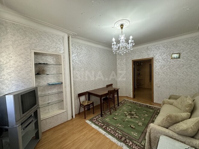 Satılır 2 otaqlı köhnə tikili 65 m², Əhmədli m., photo 4 from 17