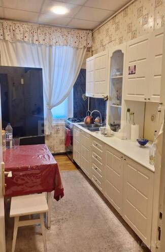 Satılır 3 otaqlı köhnə tikili 65 m², Sahil m., photo 20 from 24