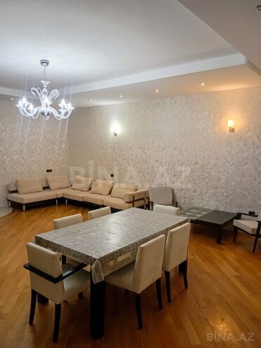 Satılır 3 otaqlı yeni tikili 171 m², 8 Noyabr m., photo 1 from 16