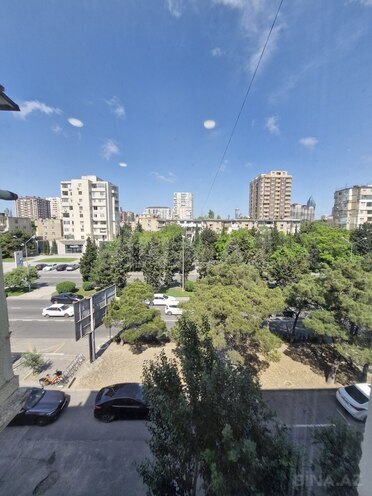 Продаётся 3-комн. вторичка 80 м², м. Нариман Нариманов, photo 14 from 16