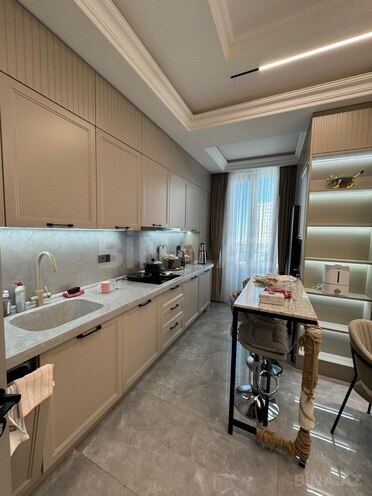 Продаётся 3-комн. новостройка 100 м², м. Элмляр Академиясы, photo 7 from 23
