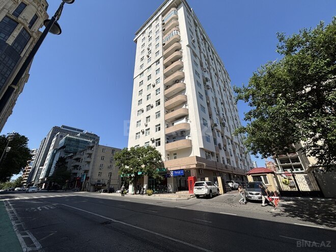 İcarəyə verilir 3 otaqlı yeni tikili 150 m², Nizami m., photo 24 from 25