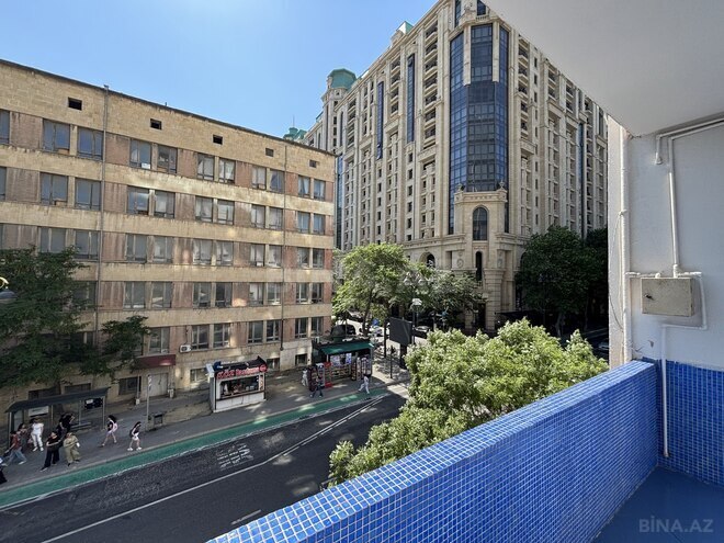 İcarəyə verilir 3 otaqlı yeni tikili 150 m², Nizami m., photo 17 from 25