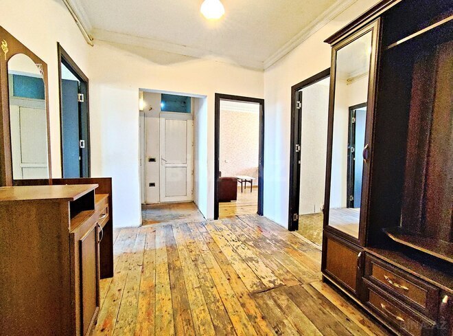 Satılır 3 otaqlı köhnə tikili 75 m², Xalqlar Dostluğu m., photo 11 from 16