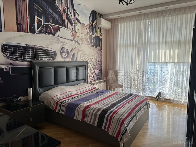 Satılır 8 otaqlı həyət evi/bağ evi 750 m², Səbail r., photo 14 from 26