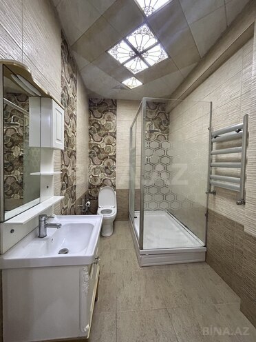 İcarəyə verilir 3 otaqlı yeni tikili 135 m², 28 May m., photo 19 from 22
