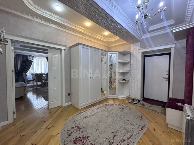 İcarəyə verilir 3 otaqlı yeni tikili 135 m², 28 May m., photo 17 from 22
