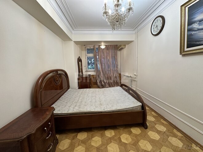 İcarəyə verilir 3 otaqlı köhnə tikili 101 m², Gənclik m., photo 11 from 16