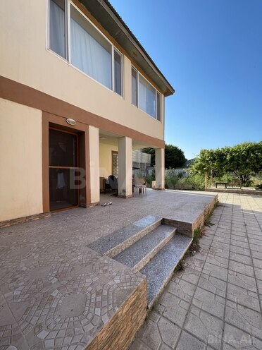 Satılır 4 otaqlı həyət evi/bağ evi 150 m², Novxanı q., photo 1 from 24