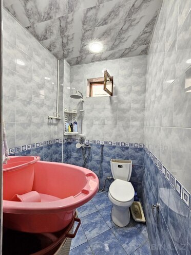 Satılır 7 otaqlı həyət evi/bağ evi 650 m², 8-ci mikrorayon q., photo 20 from 32