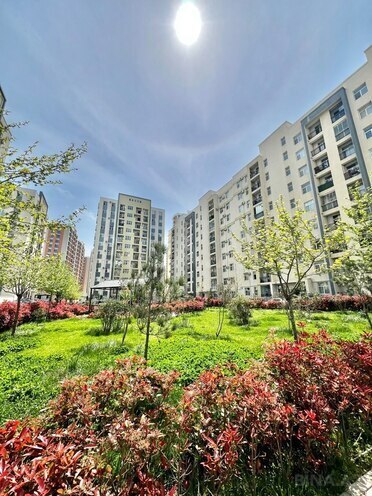 Продаётся 2-комн. новостройка 70 м², Ясамальский р., photo 1 from 12