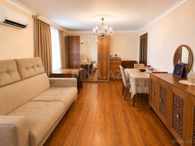 Satılır 2 otaqlı köhnə tikili 40 m², Nərimanov r., photo 1 from 10