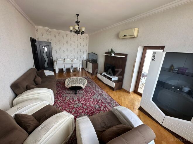 Сдаётся 3-комн. новостройка 102 м², м. 8 ноября, photo 1 from 21