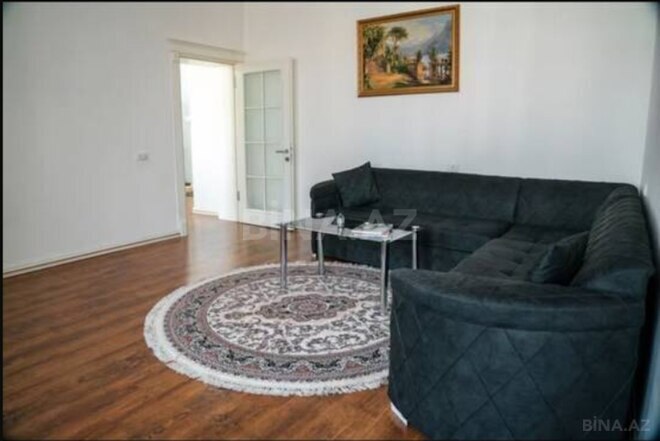 Сдаётся 3-комн. вторичка 65 м², м. Ичеришехер, photo 8 from 16