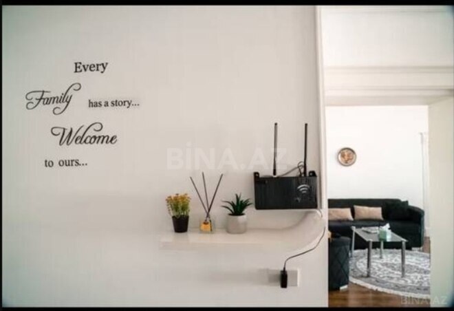 Сдаётся 3-комн. вторичка 65 м², м. Ичеришехер, photo 9 from 16