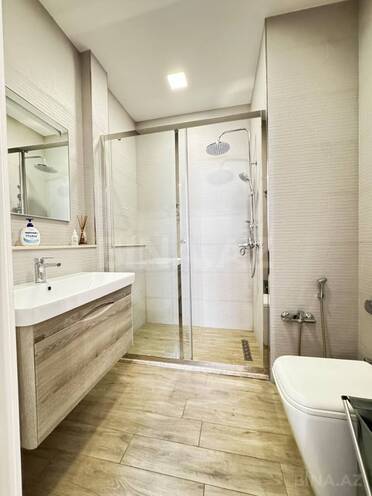 İcarəyə verilir 2 otaqlı yeni tikili 110 m², 28 May m., photo 19 from 21