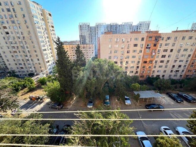 Продаётся 3-комн. вторичка 90 м², Хатаинский р., photo 15 from 16