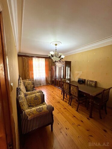 Продаётся 3-комн. вторичка 90 м², Хатаинский р., photo 1 from 16