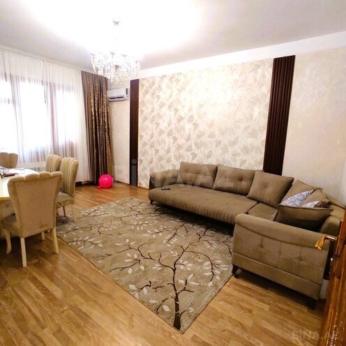 Satılır 3 otaqlı köhnə tikili 91 m², Gənclik m., photo 1 from 18