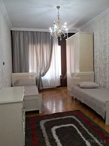 Сдаётся 3-комн. новостройка 115 м², Насиминский  р., photo 6 from 27