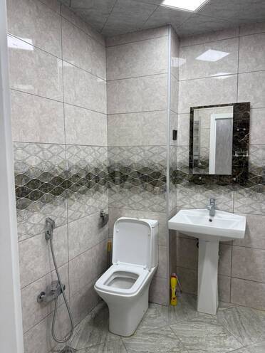Сдаётся 3-комн. новостройка 110 м², м. Кара Караев, photo 12 from 15