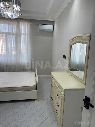 Сдаётся 3-комн. новостройка 110 м², м. Кара Караев, photo 3 from 15