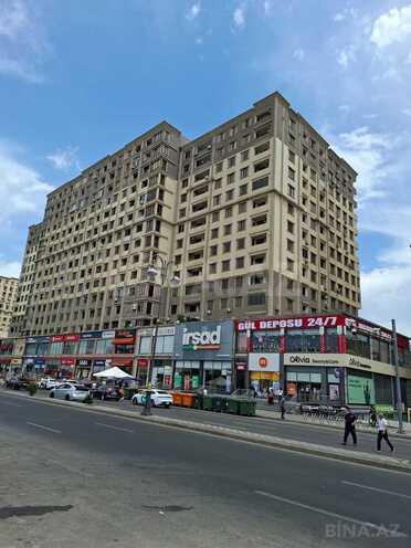 Satılır 2 otaqlı köhnə tikili 65 m², İnşaatçılar m., photo 1 from 11