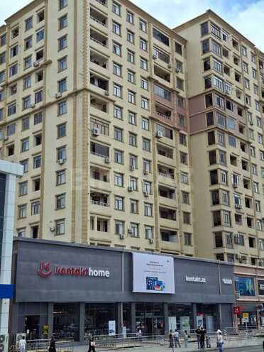 Satılır 2 otaqlı köhnə tikili 65 m², İnşaatçılar m., photo 3 from 11