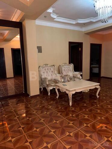 Сдаётся 3-комн. новостройка 163 м², м. Шах Исмаил Хатаи, photo 10 from 19