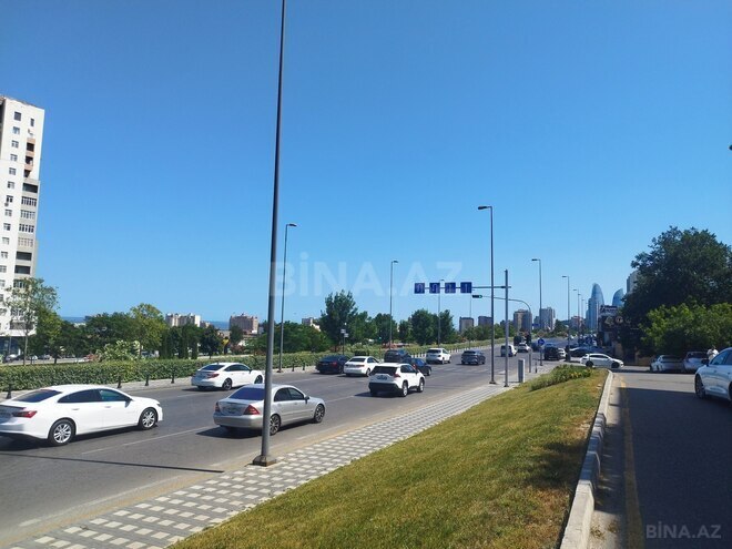 Продаётся 2-комн. вторичка 65 м², м. Низами, photo 11 from 12