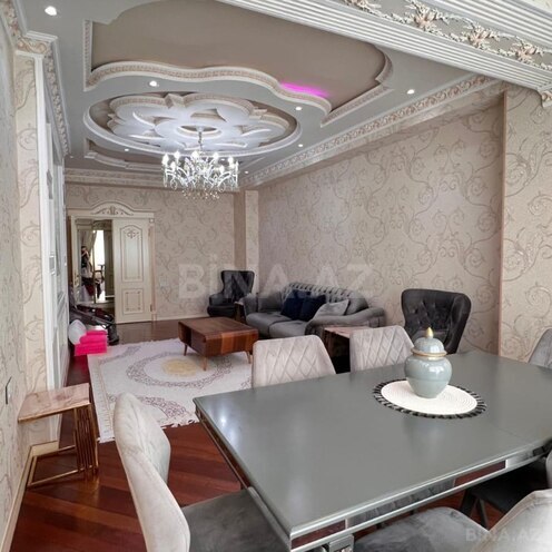 Сдаётся 4-комн. новостройка 170 м², м. Кара Караев, photo 1 from 21